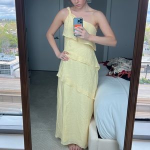 Selfie Leslie One Shoulder Yellow ruffle Maxi Dress